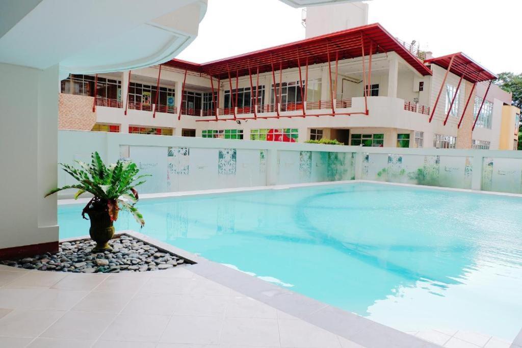 Cityland Tagaytay Taal Lake View City View Free Pool Parking Studios With Balcony Are City View تاجيتاي المظهر الخارجي الصورة