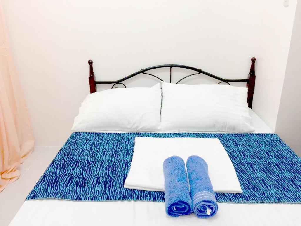 Cityland Tagaytay Taal Lake View City View Free Pool Parking Studios With Balcony Are City View تاجيتاي المظهر الخارجي الصورة